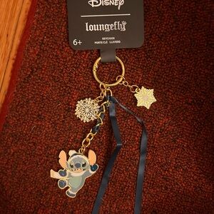 NWT Loungefly Disney Stitch Snowflake Keychain